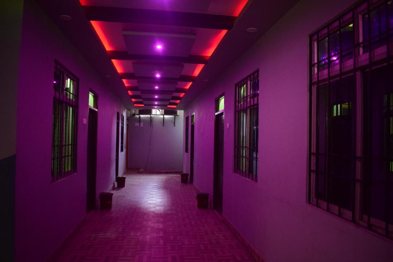 Hotel Shakuntla Palace - 400 Meters Away From Vishnu Pad Temple 7 Mins Walk Gaya Exterior photo